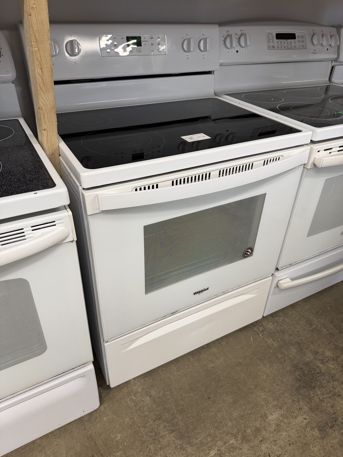 Cuisinière Whirlpool Blanche Vitrocéramique – Image 2