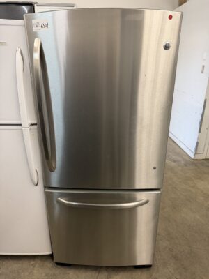 Réfrigérateur GE Stainless Congélateur en Bas