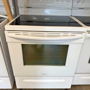 Cuisinière Frigidaire Blanche Vitrocéramique